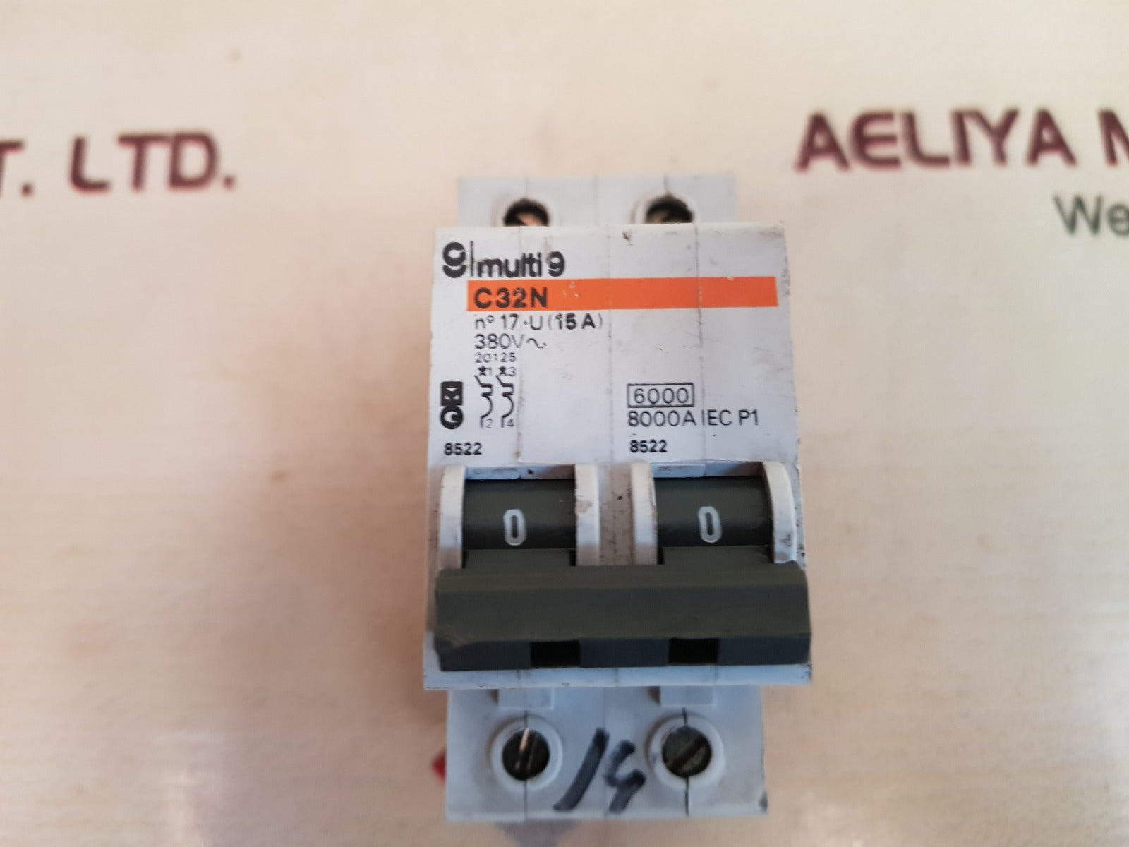 Merlin gerin multi9 c32n 2-pole circuit breaker - Image 7