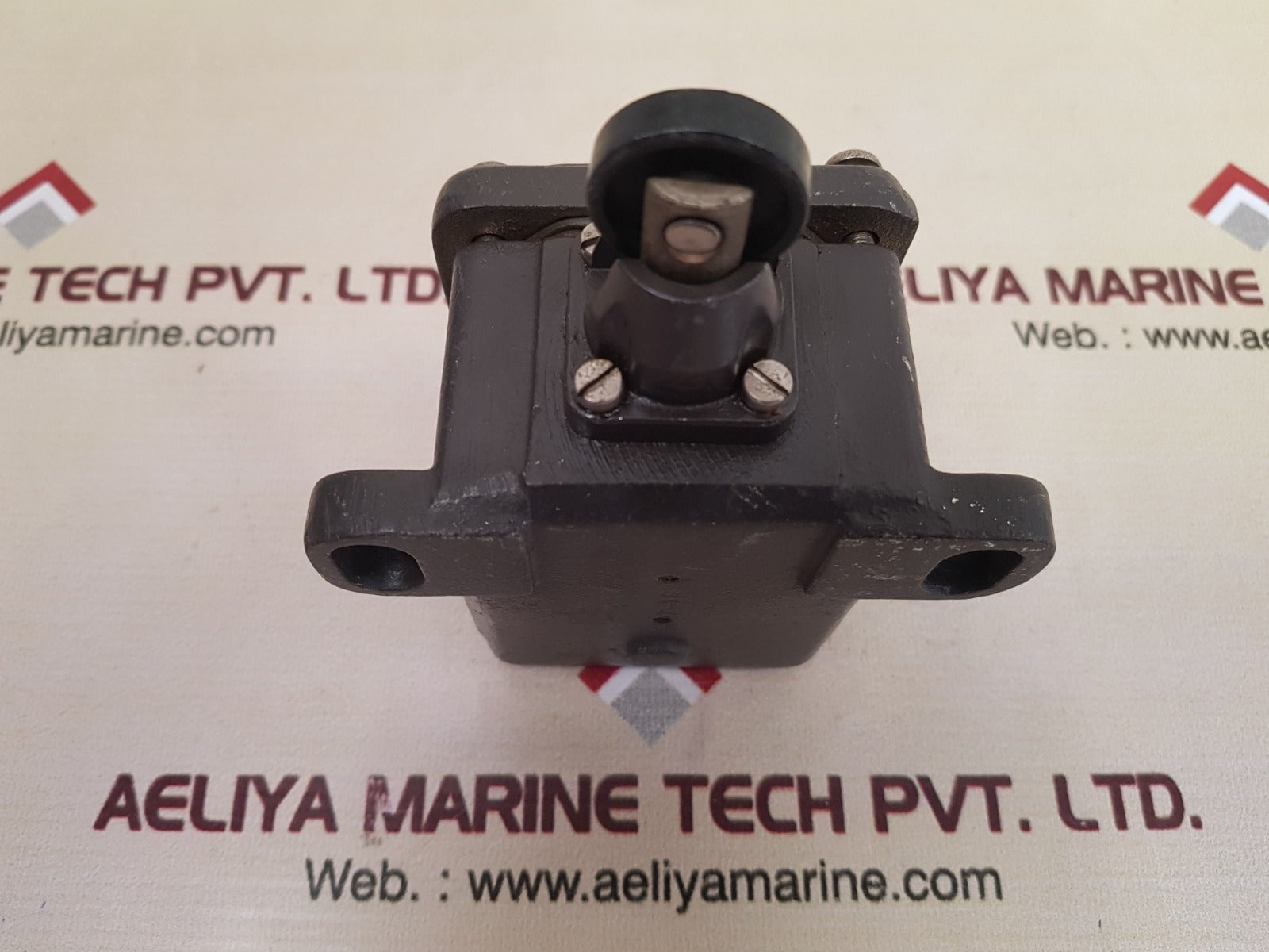 Schmersal mr441-11y limit switch - Image 5