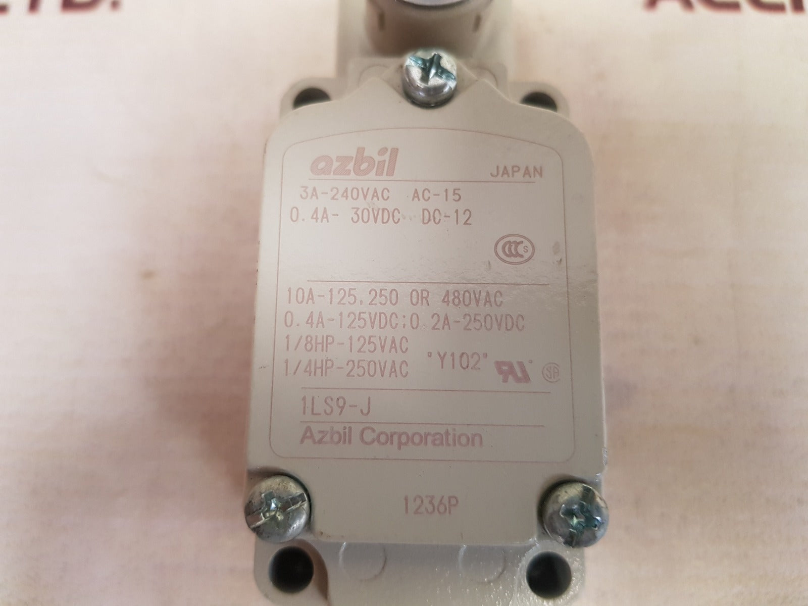 Azbil 1Ls9-j Micro Switch 10A 480Vac - Image 7