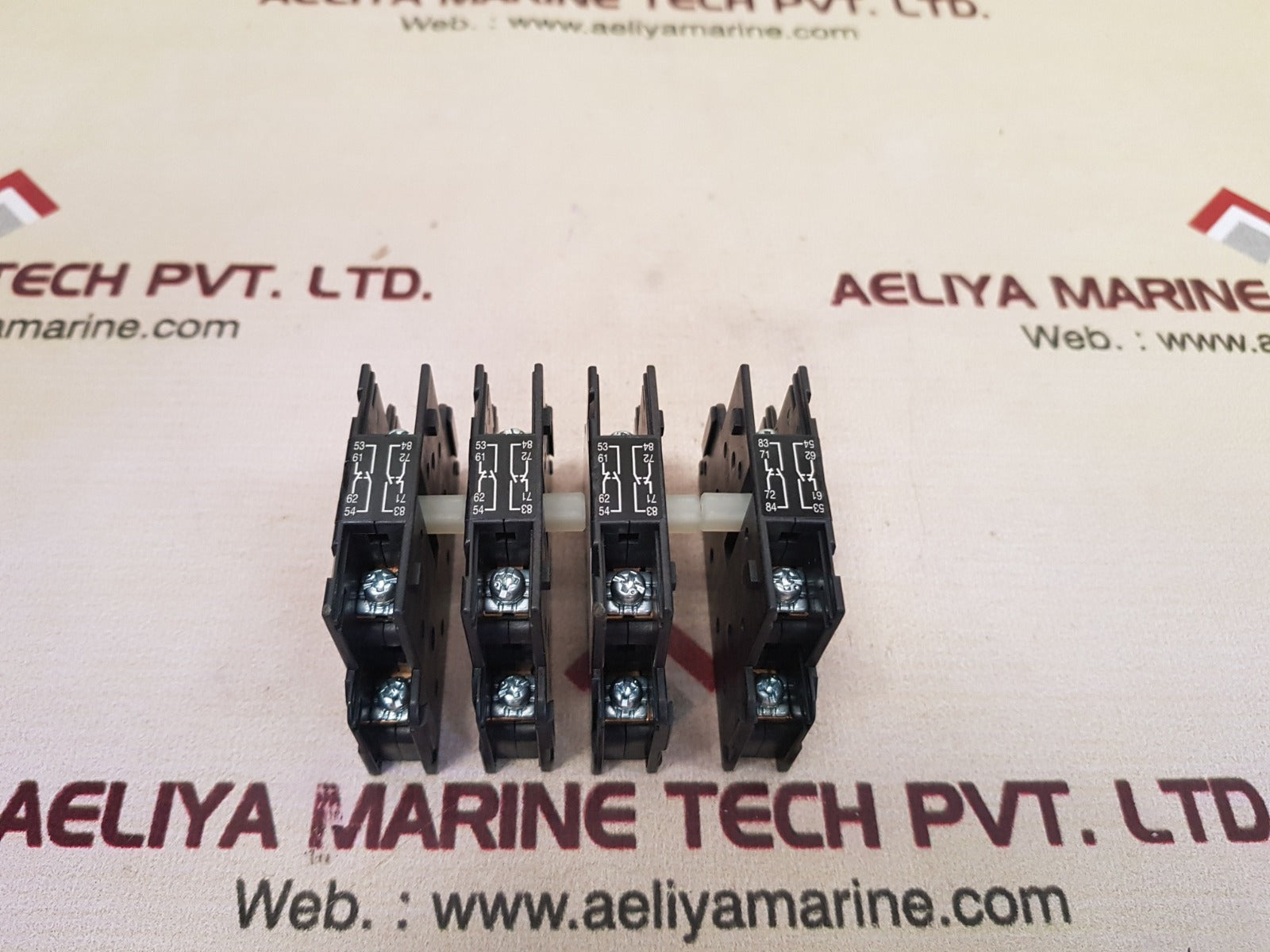 Set Of 4X Fuji Electric Sz-as2 Auxiliary Contact 10A 600V