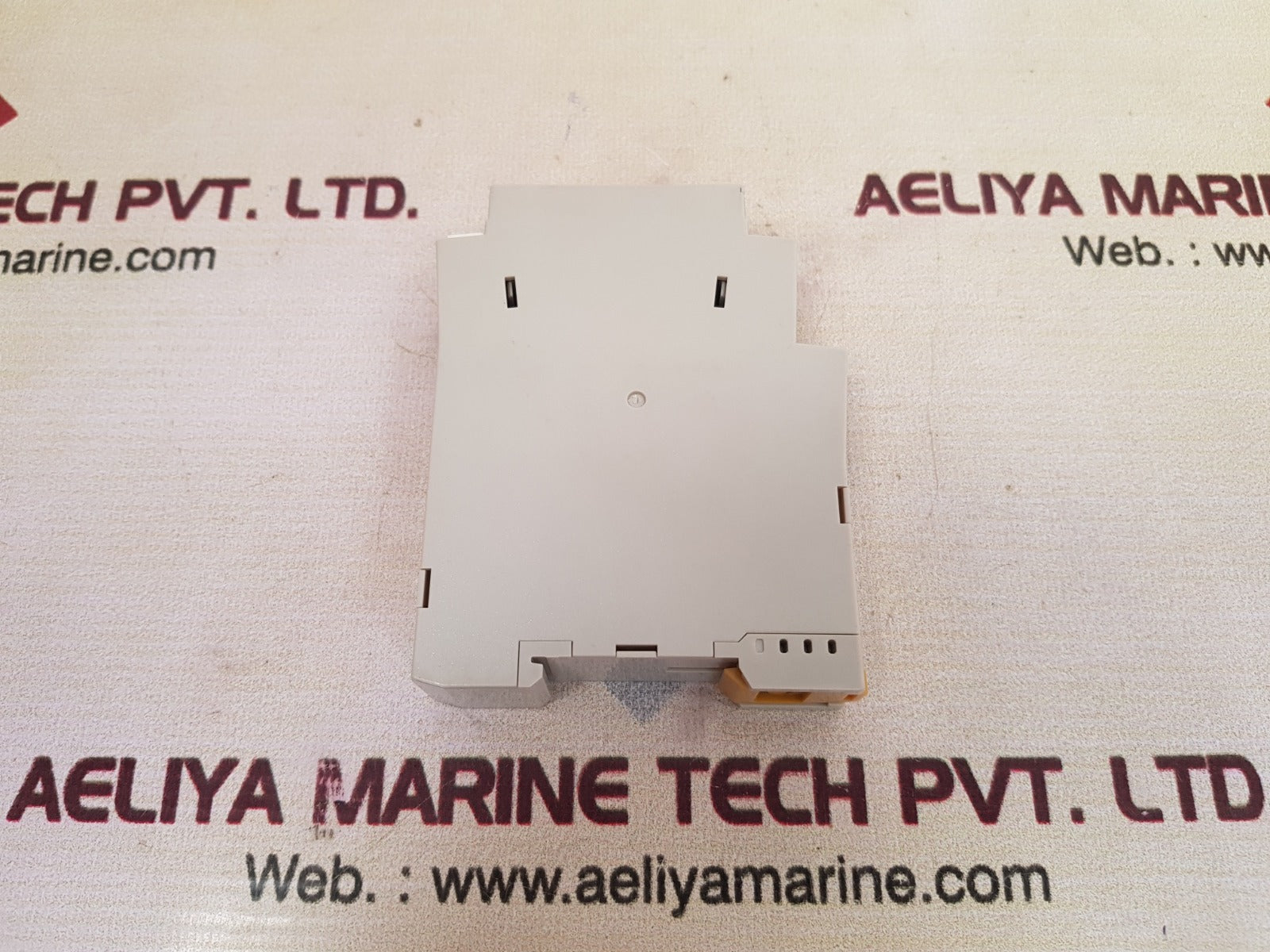 Omron H3De-h(S) Timer 250V 50/60Hz 0.1S-12S - Image 3