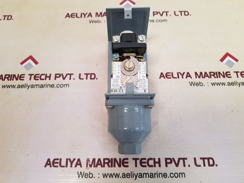 Allen-bradley 836-c3 Ser.A Pressure Switch 80 Psi/5.5 Bar - Image 2