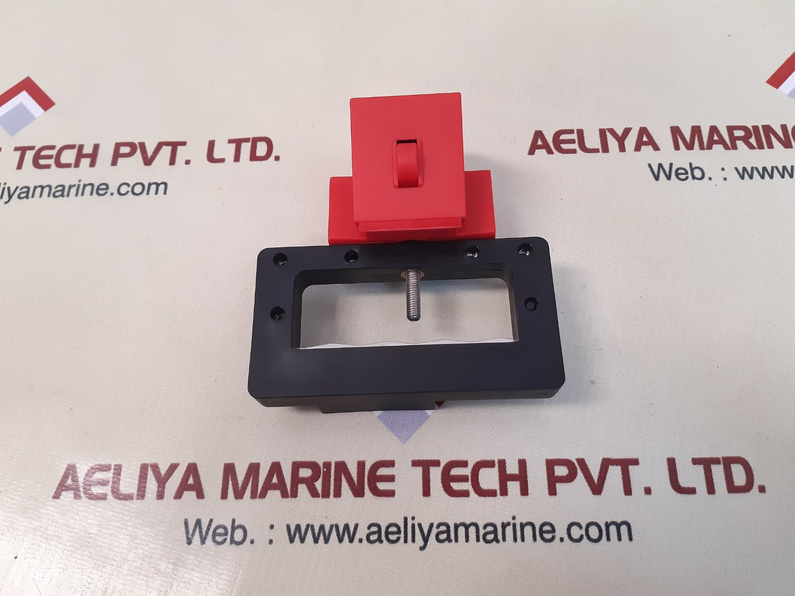 Brady 65329 Circuit Breaker Lockout Without Holes - Image 2