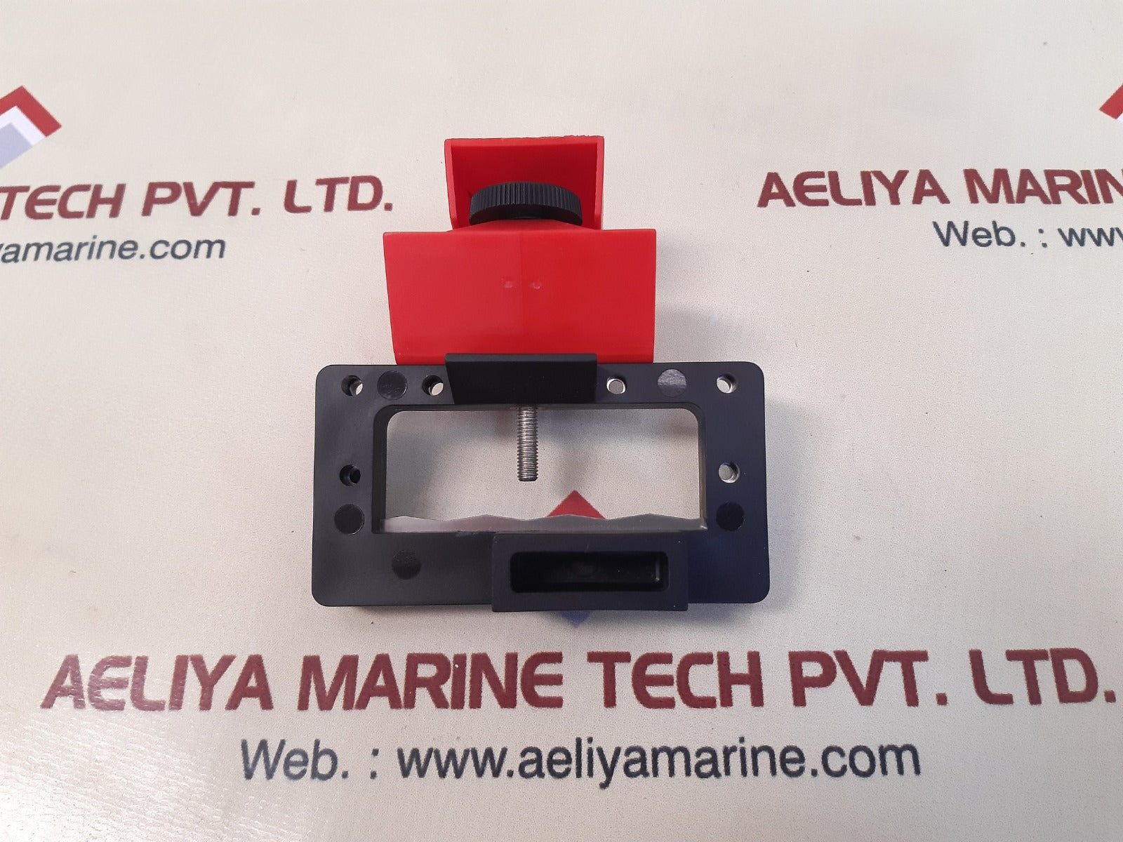 Brady 65329 Circuit Breaker Lockout Without Holes - Image 3