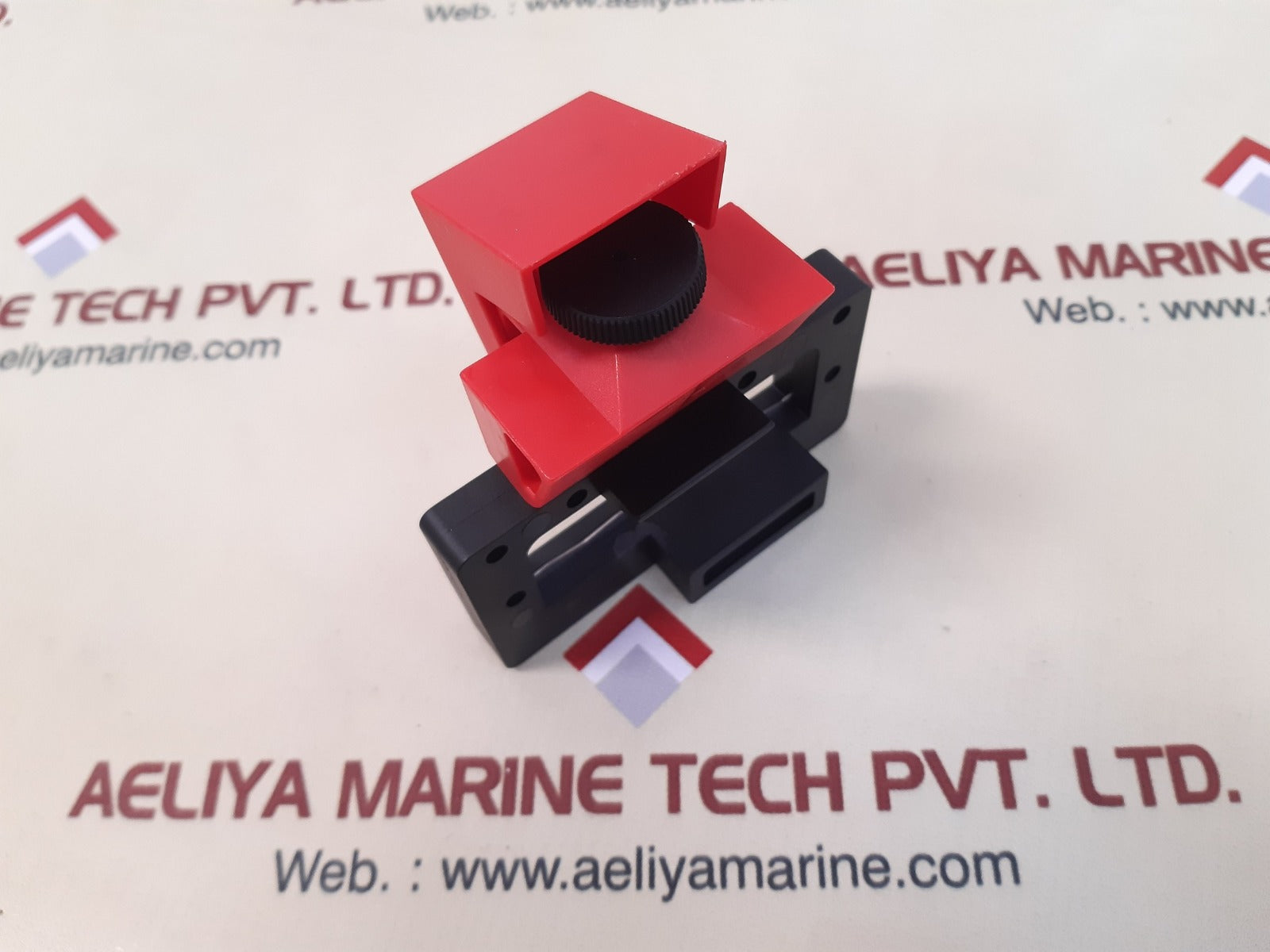 Brady 65329 Circuit Breaker Lockout Without Holes - Image 5