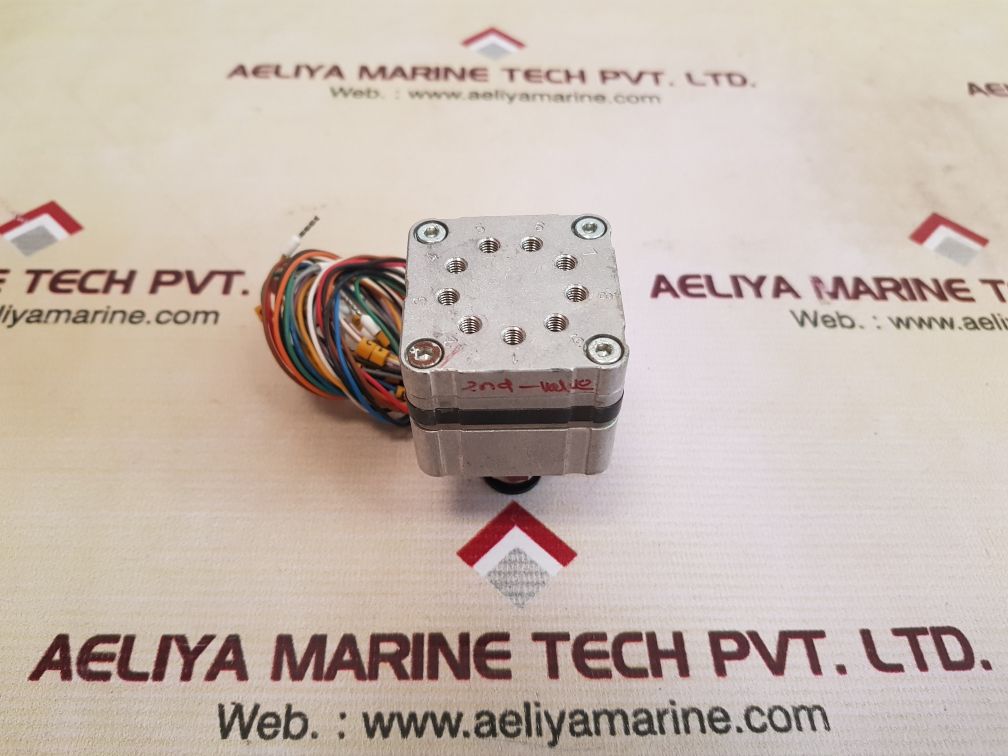 Shavo Matrix Dmx 899.904C2Kk.529 Switch 0-6 Bar - Image 3