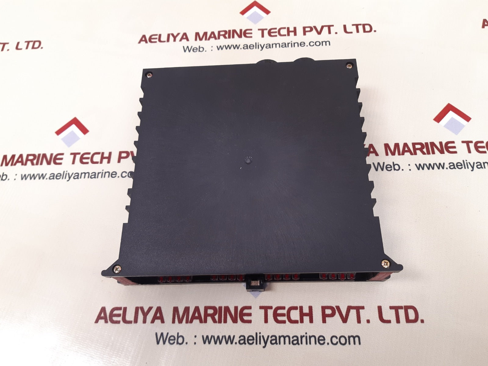 Schneider Electric Tsxdst1635 Output Module 0.5A 240Vac - Image 6