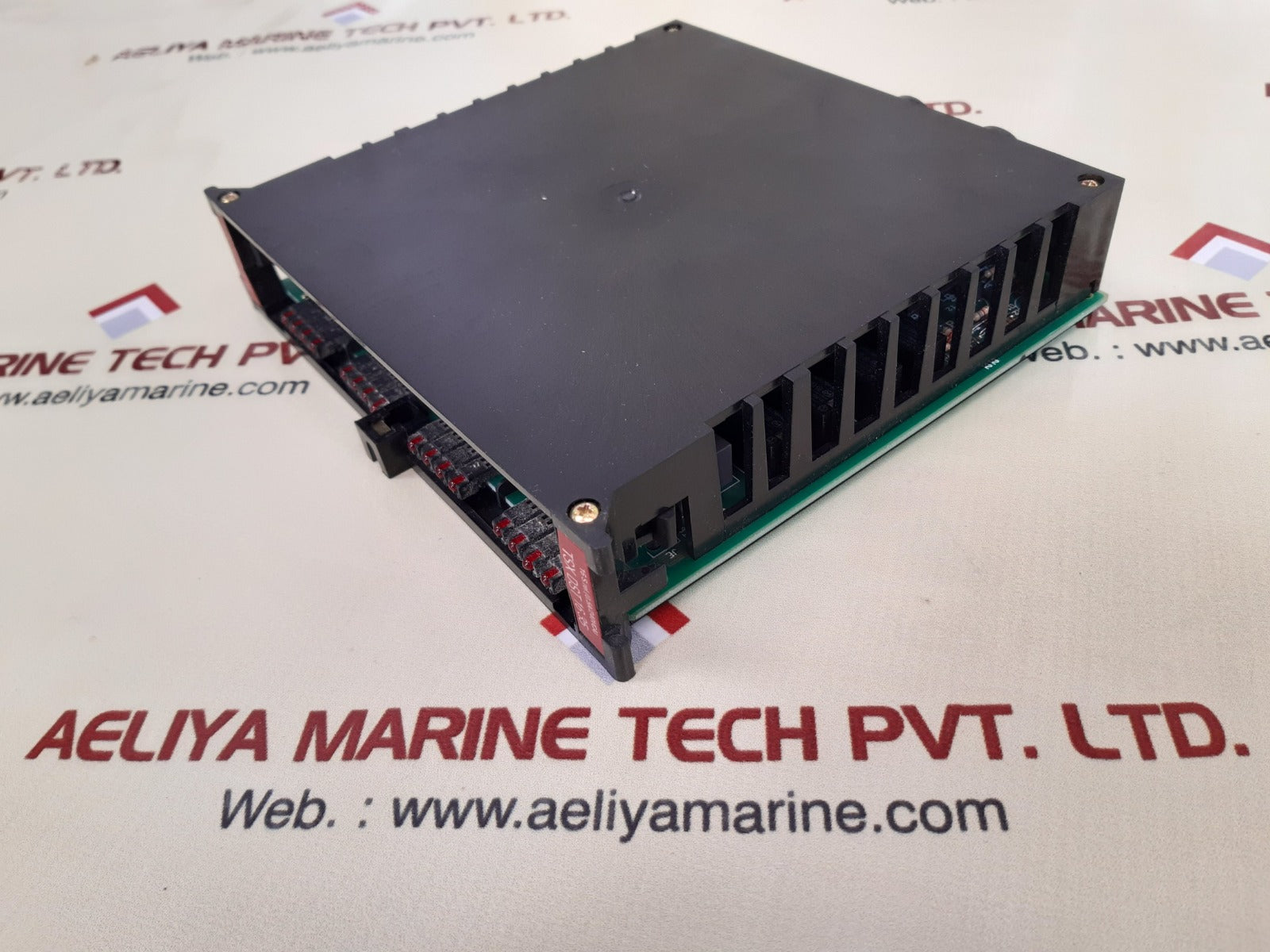 Schneider Electric Tsxdst1635 Output Module 0.5A 240Vac - Image 7