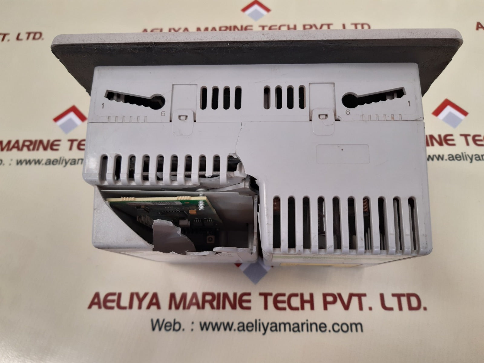 Allen-bradley 2711P-k4M20D,2711P-rn22C Interface Panel View Plus 400 24Vdc - Image 3