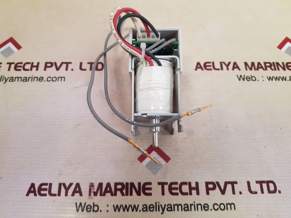 Eaton cutler hammer 2c12792g11 24 vdc undervoltage release - Image 3