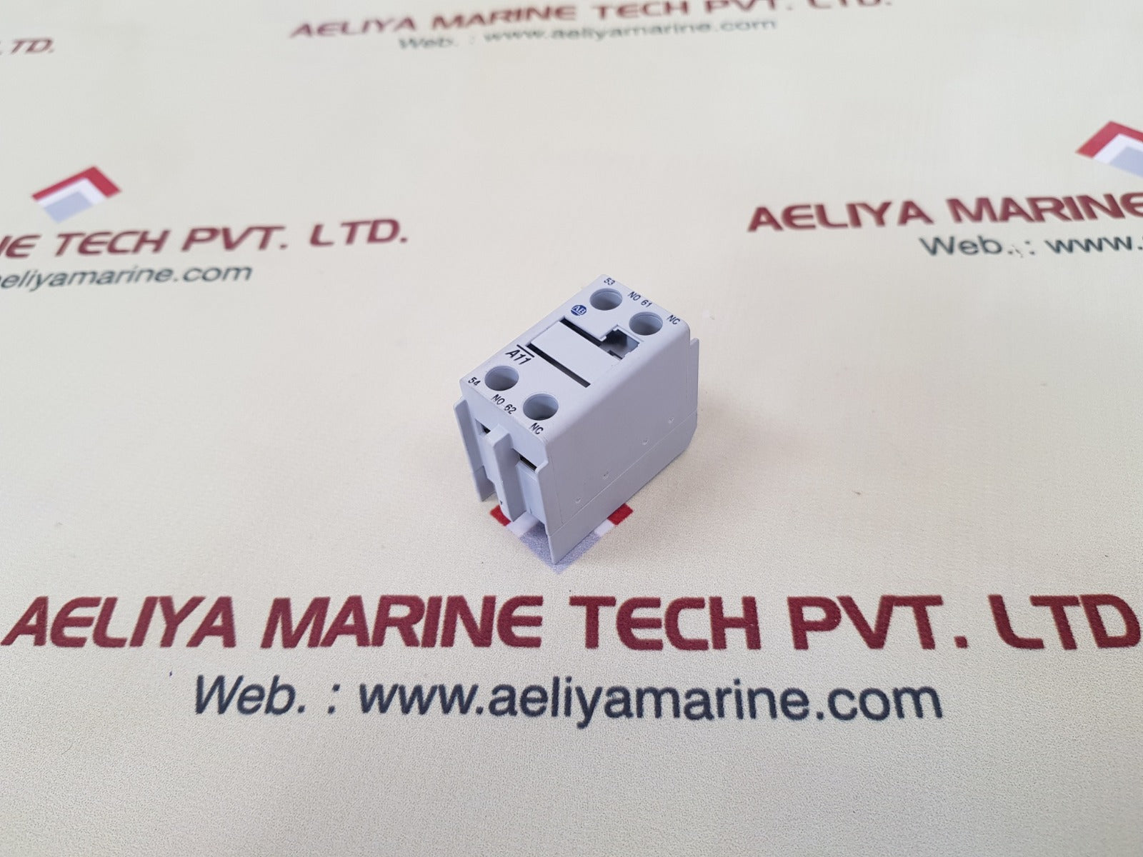 Allen-bradley 100-f Nwa 19 Auxiliary Switch 10A 690V - Image 5