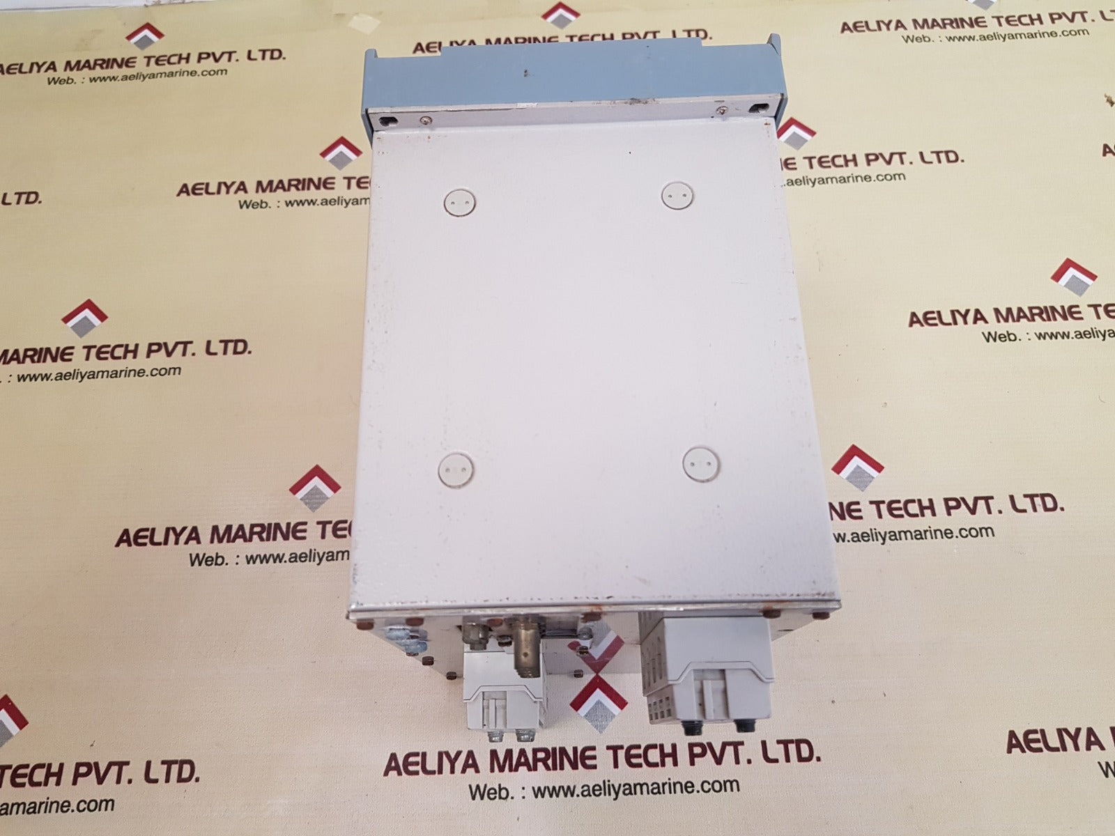 Siemens siprotec 7sj6101-5eb90-1fa0 protective relay with backlit text display - Image 6