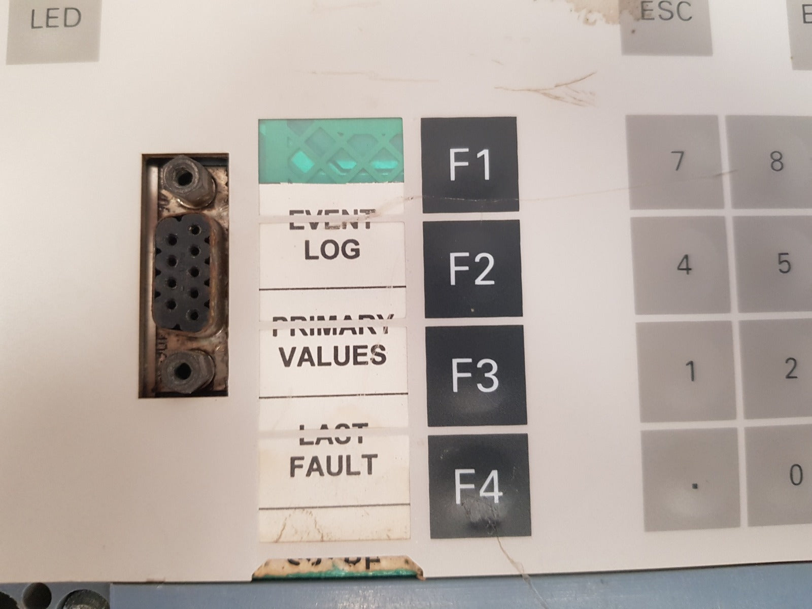 Siemens siprotec 7sj6101-5eb90-1fa0 protective relay with backlit text display - Image 8