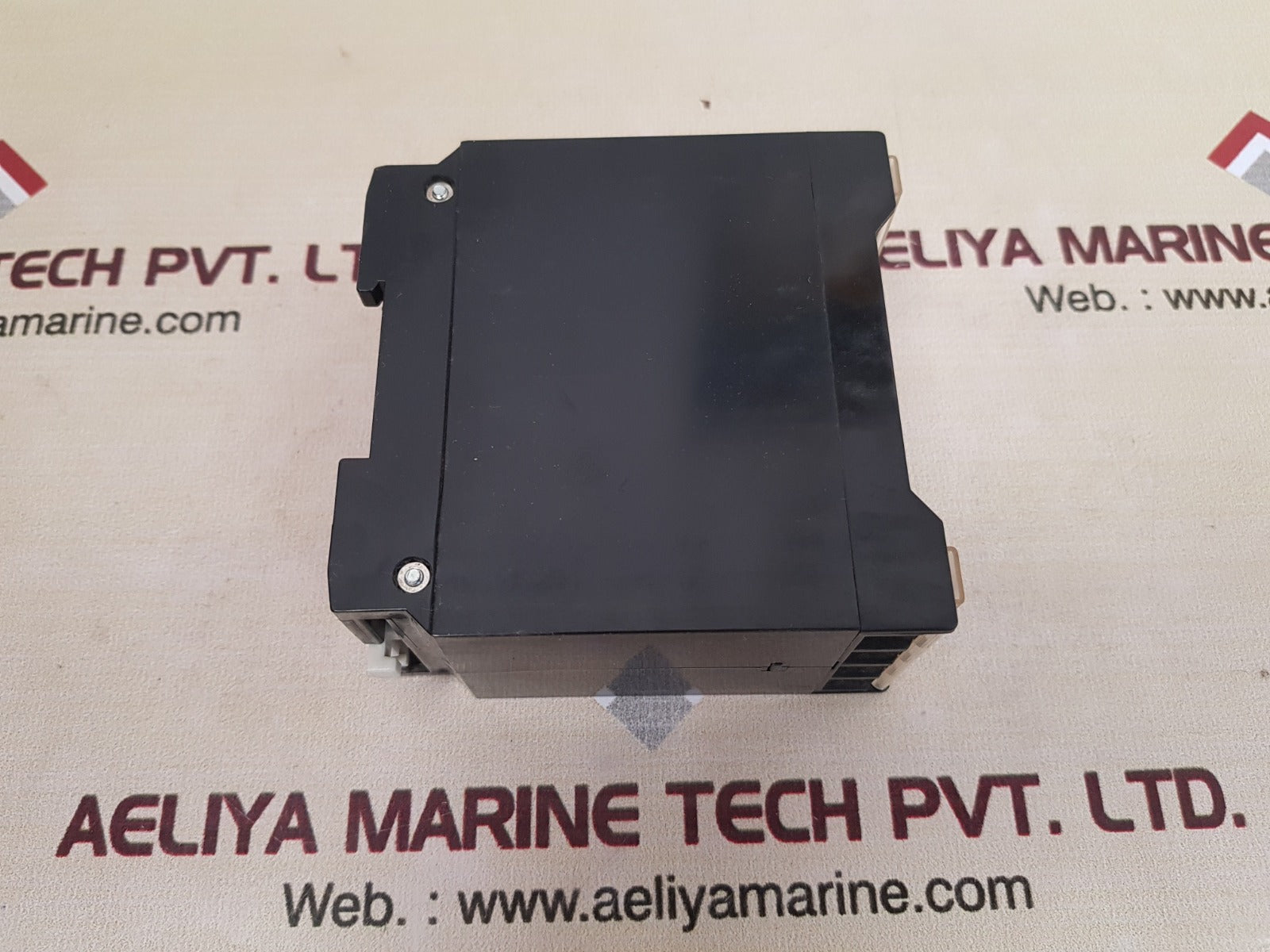 Mitsubishi t-51kav ac voltage transducer 150v - Image 3