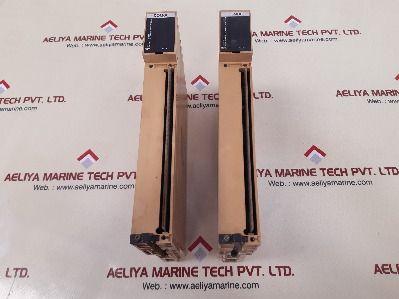 Yamatake Honeywell J-dom00 Module Dc24V