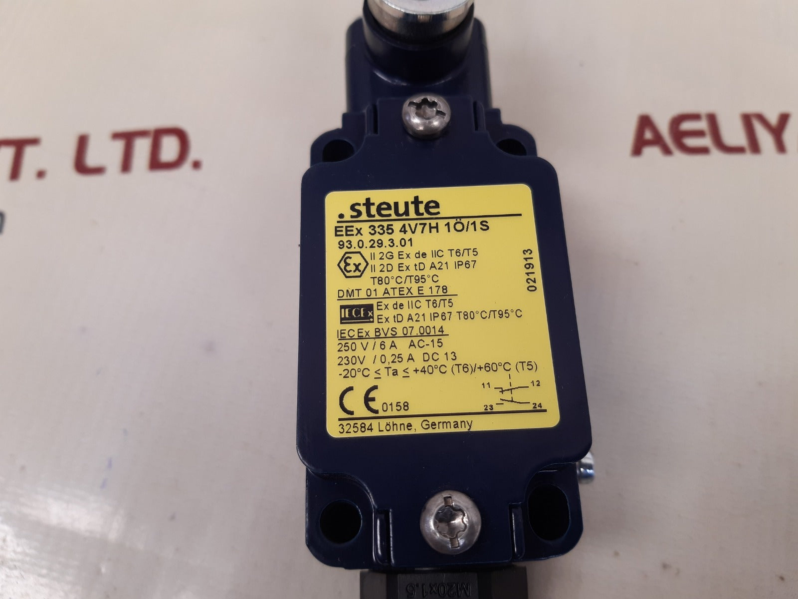 Steute eex 335 4v7h 1o/1s safety switch 93.0.29.3.01 - Image 3