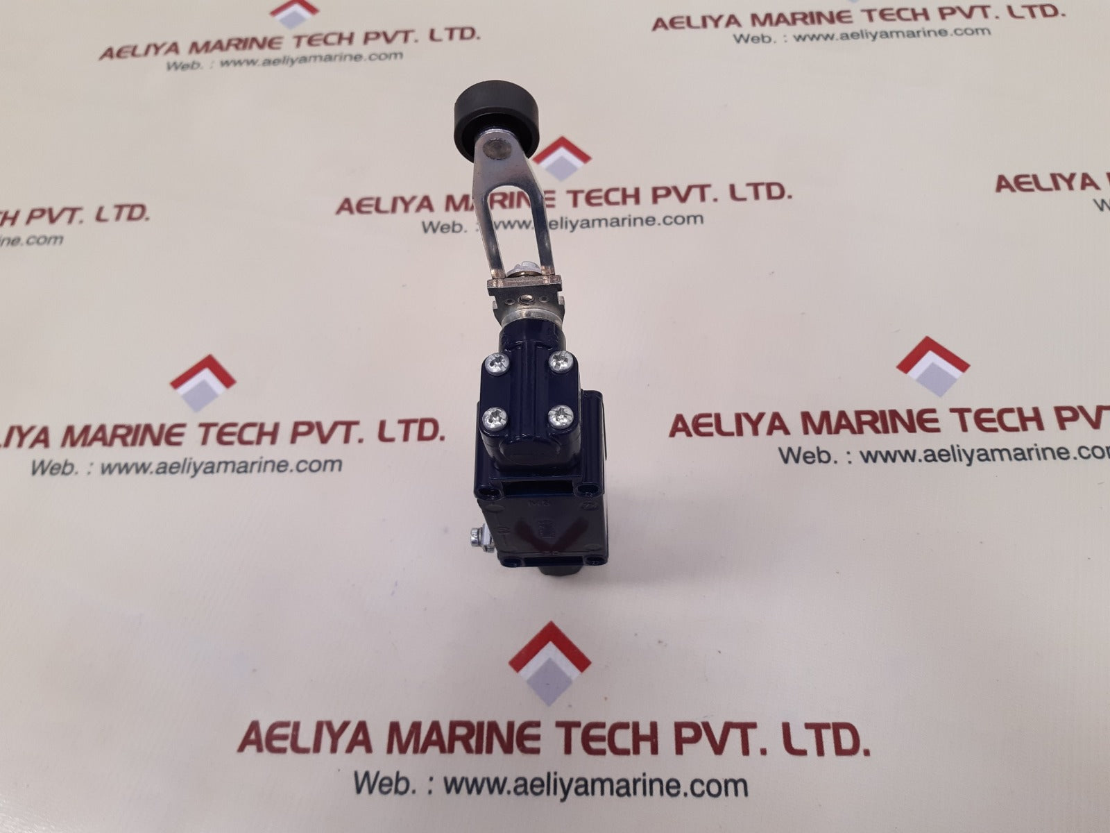 Steute eex 335 4v7h 1o/1s safety switch 93.0.29.3.01 - Image 6