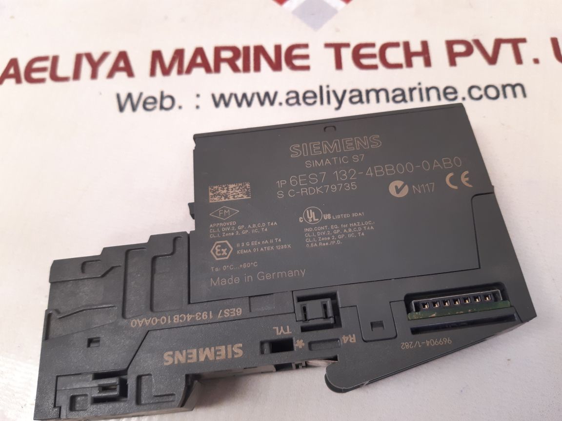 Siemens 6es7 132-4bb00-0ab0 output module with 6es7 193-4cb10-0aa0 - Image 4