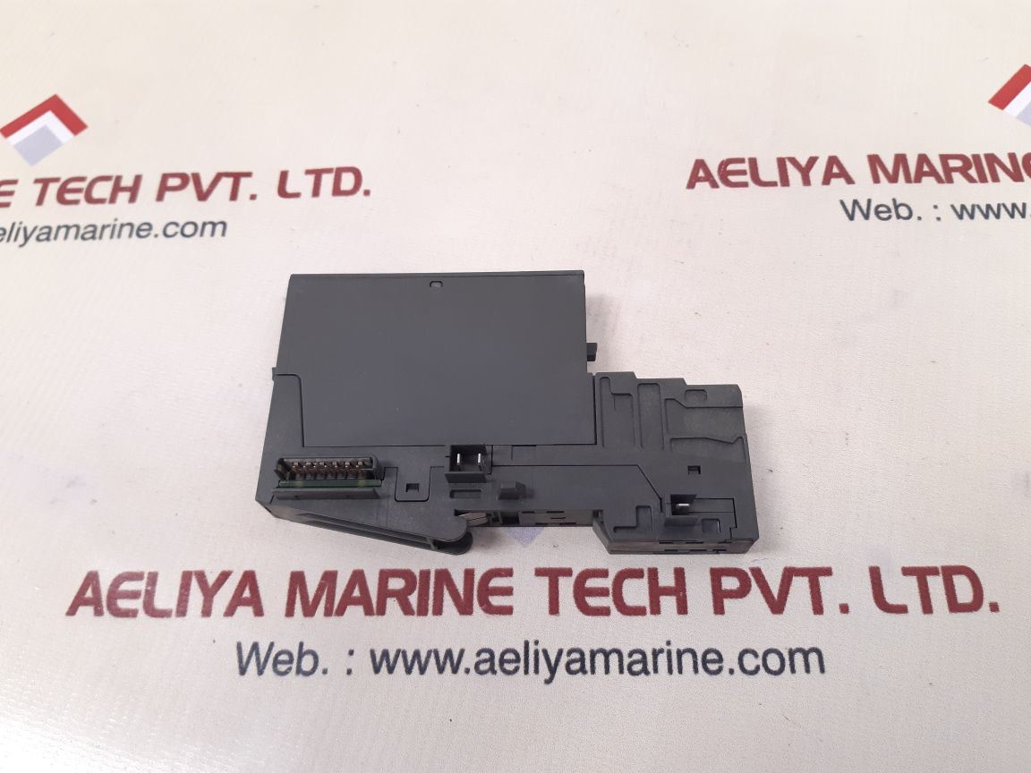 Siemens 6es7 132-4bb00-0ab0 output module with 6es7 193-4cb10-0aa0 - Image 5