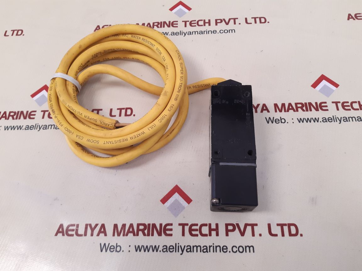 Cutler-hammer e51als66pu inductive proximity sensor - Image 2