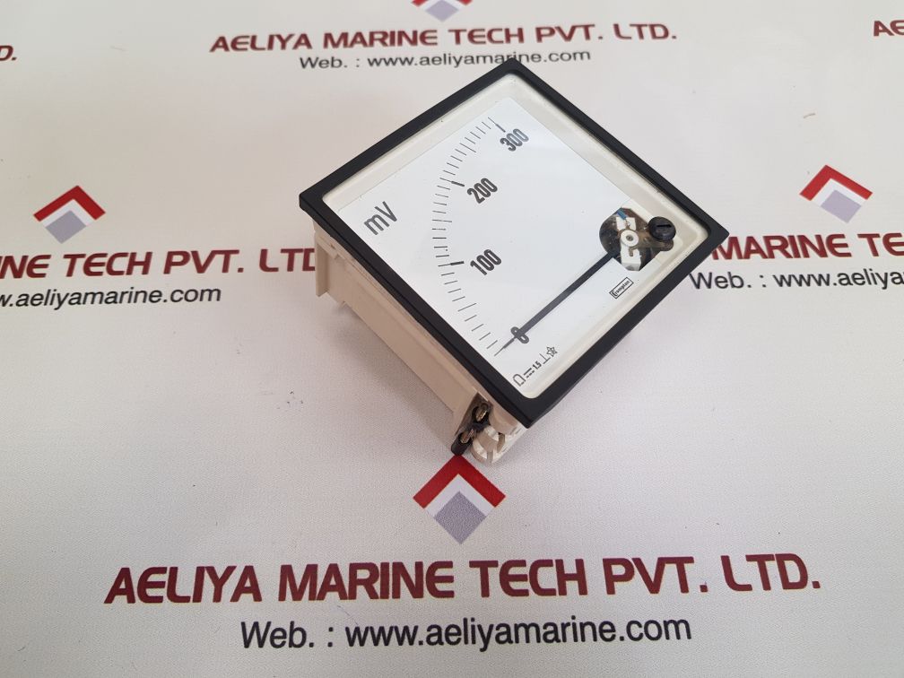 Crompton E244-01V-g-kg-kg Panel Meter 600V - Image 4