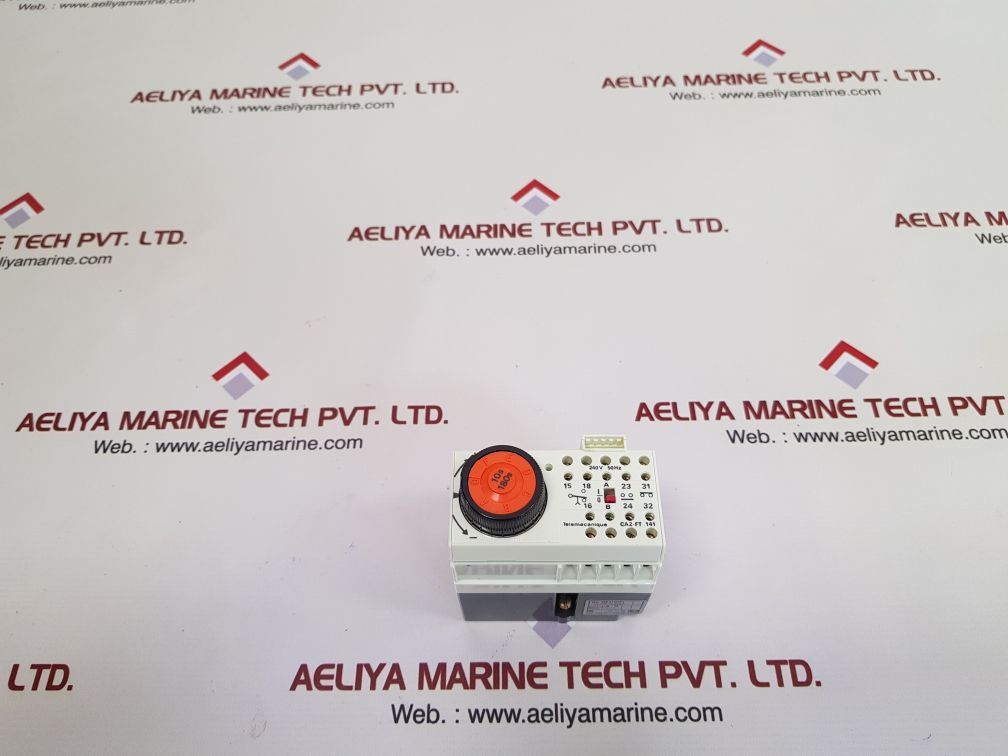 Telemecanique ca2-ft 141 time relay 240v 50hz - Image 2