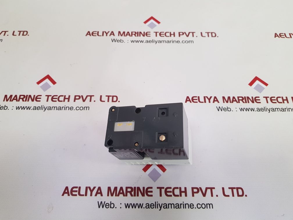 Telemecanique ca2-ft 141 time relay 240v 50hz - Image 6