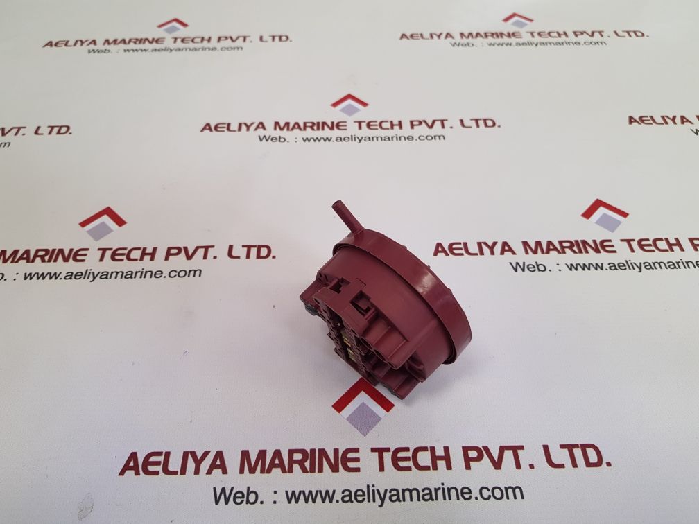 Emz 39.0323 c pressure switch - Image 5