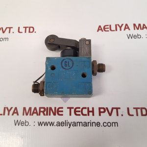 Wabco 3630070010 directional valve with roller lever