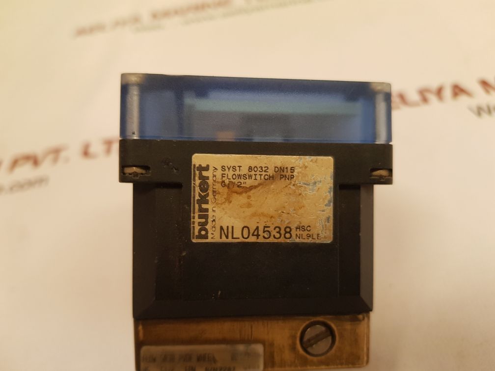 Burkert se32 flow switch - Image 7