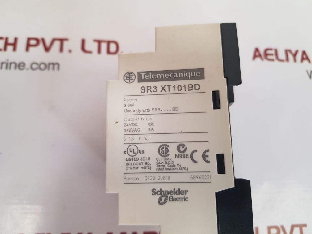 Telemecanique/schneider sr3 xt101bd output relay expansion module - Image 8
