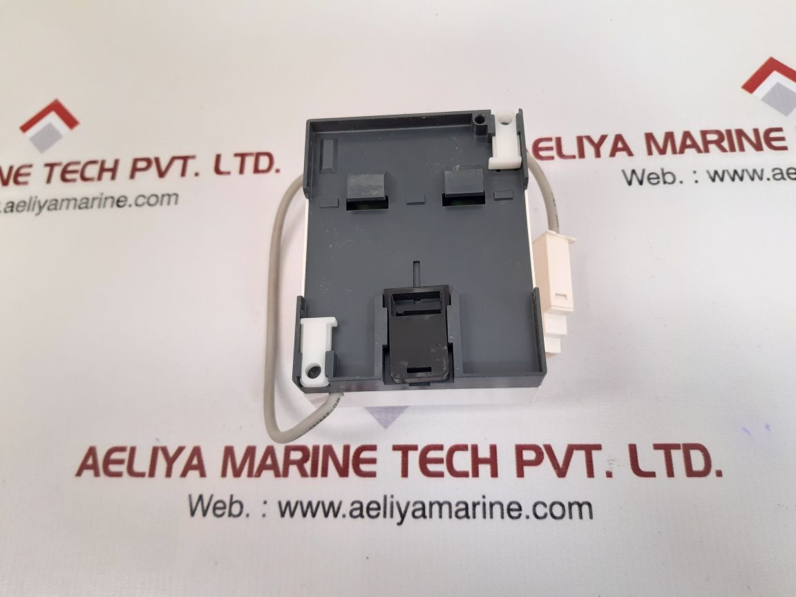 Schneider electric sr2 com01 interface module - Image 8