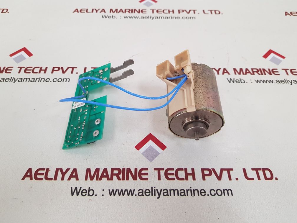 Merlin Gerin Mn-u 685679 Undervoltage Release Masterpact Circuit Breaker - Image 4