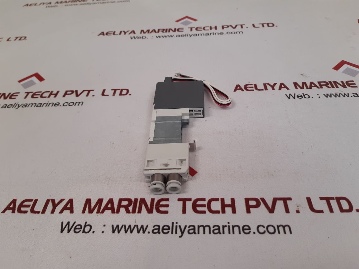 Smc sq1440kn-5l1-c6 valve - Image 5