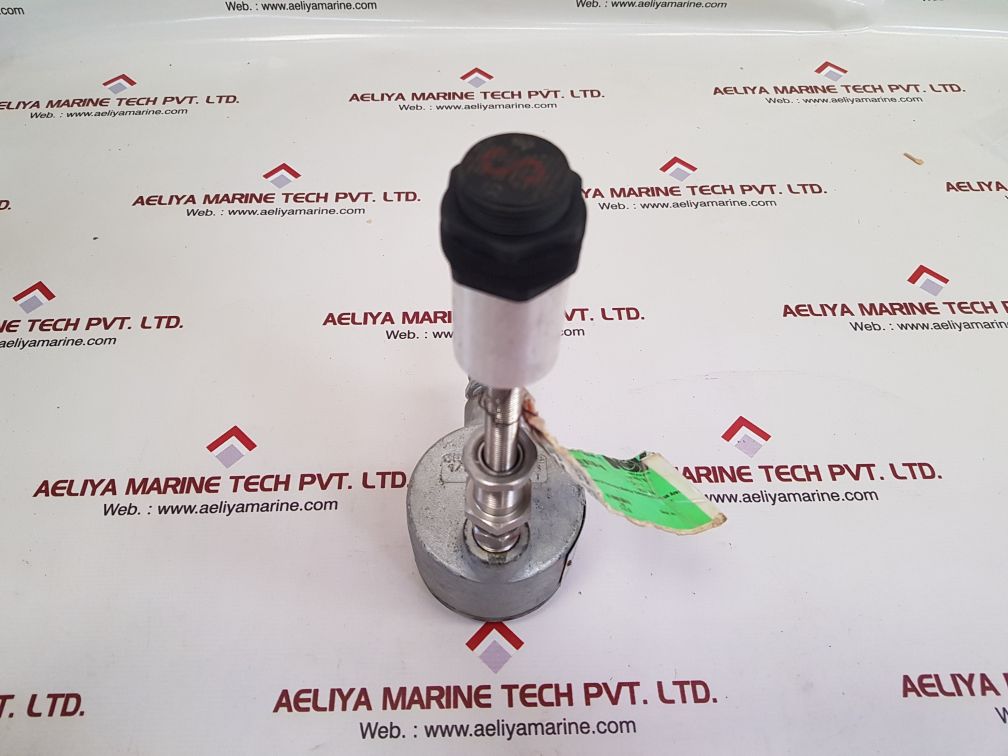 Md totco/nov 232389 proximity sensor - Image 3