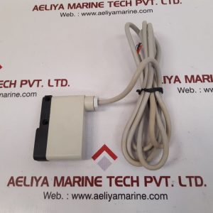 Telemecanique xug-f04031 optical sensor