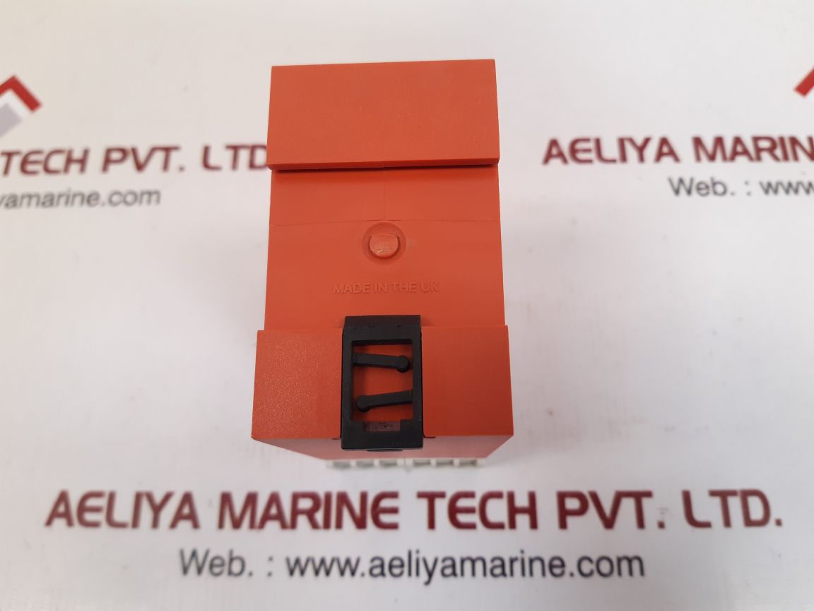 Broyce control 45051 voltage monitoring relay - Image 5