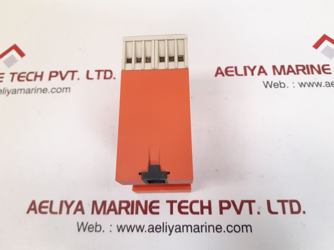 Broyce control 45051 voltage monitoring relay - Image 6