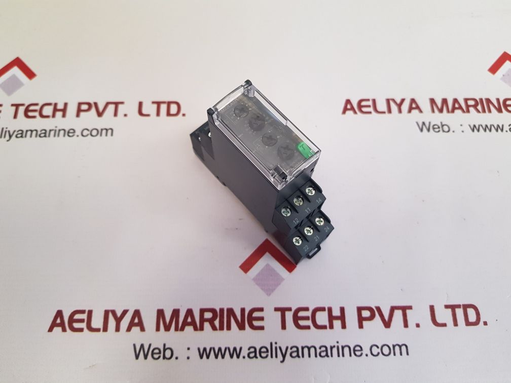 Telemecanique rm22la32mr level switch - Image 6