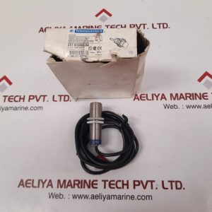 Telemecanique xs1m18mb250 proximity switch