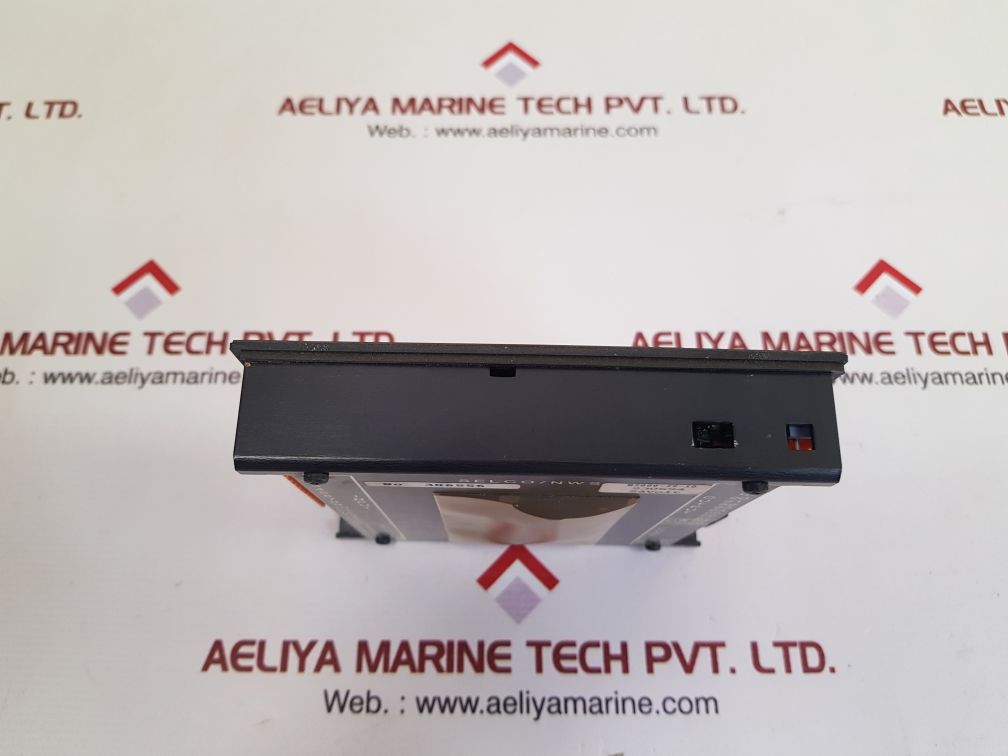 Selco m2000-29-10 engine controller - Image 4