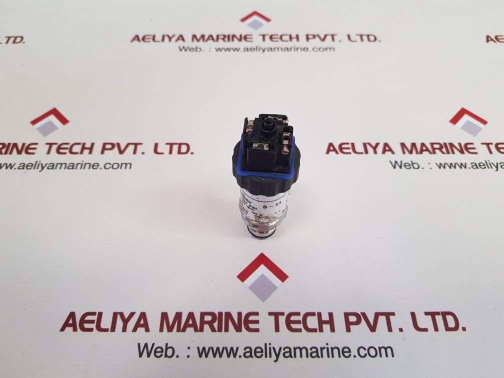 Wika 8641064 industrial pressure transmitter - Image 2