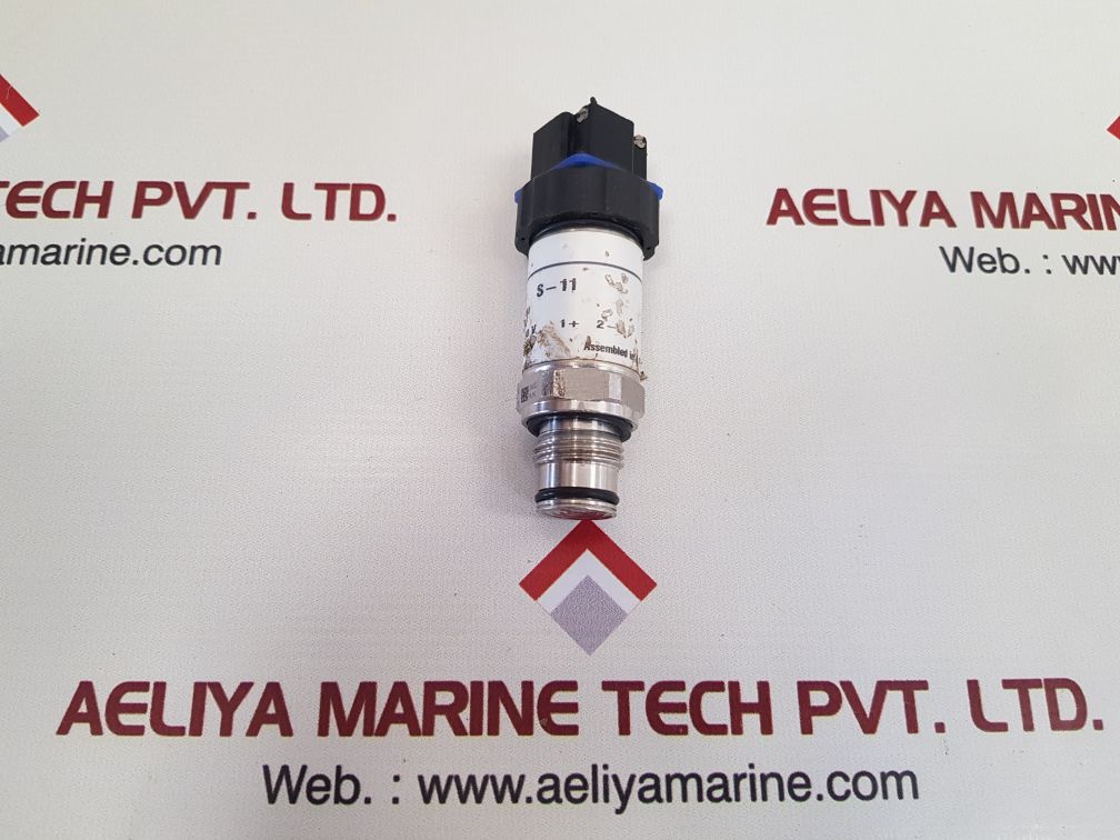 Wika 8641064 industrial pressure transmitter - Image 4