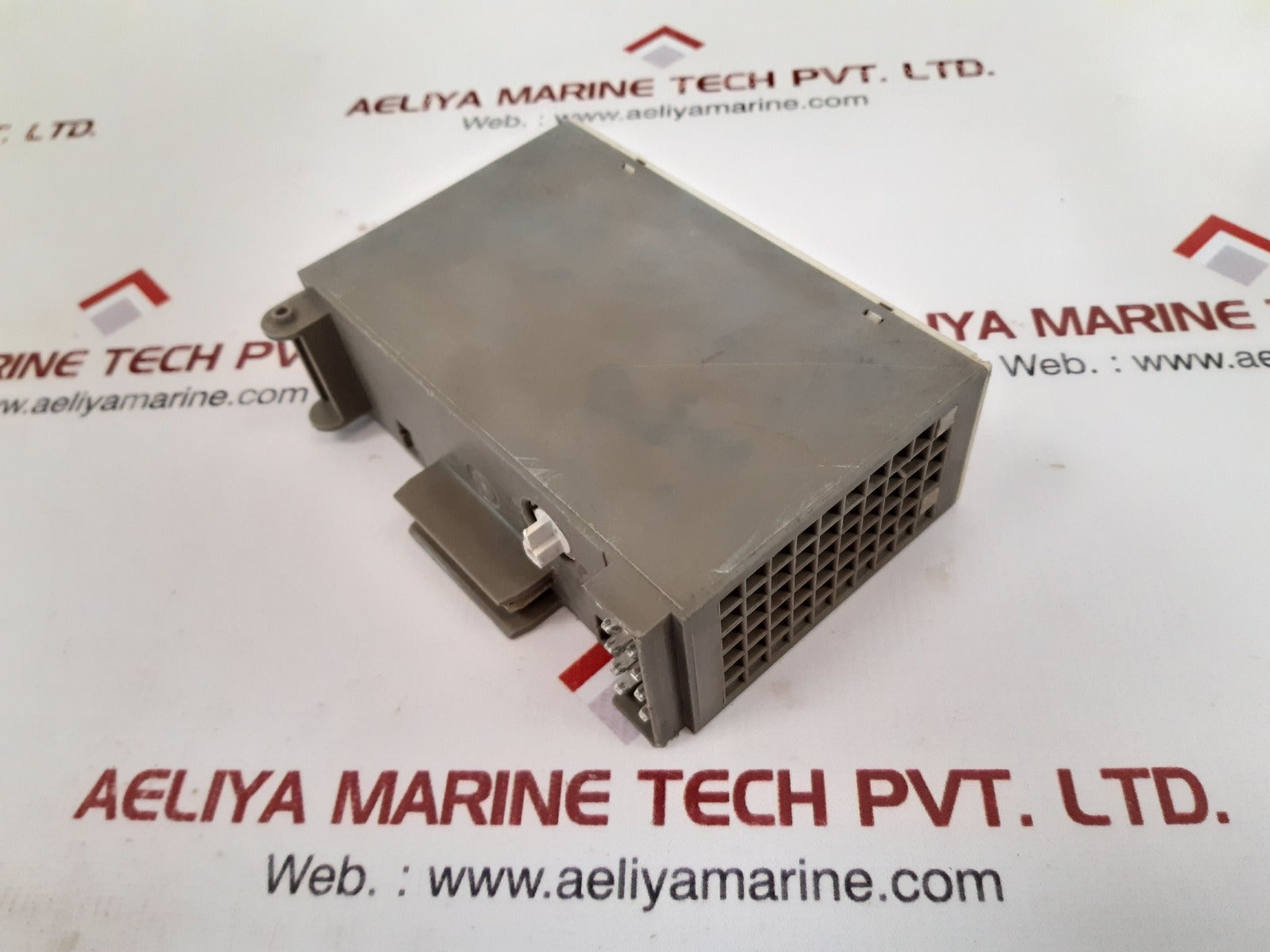 Siemens 6es0 451-8mr12 output relay - Image 4