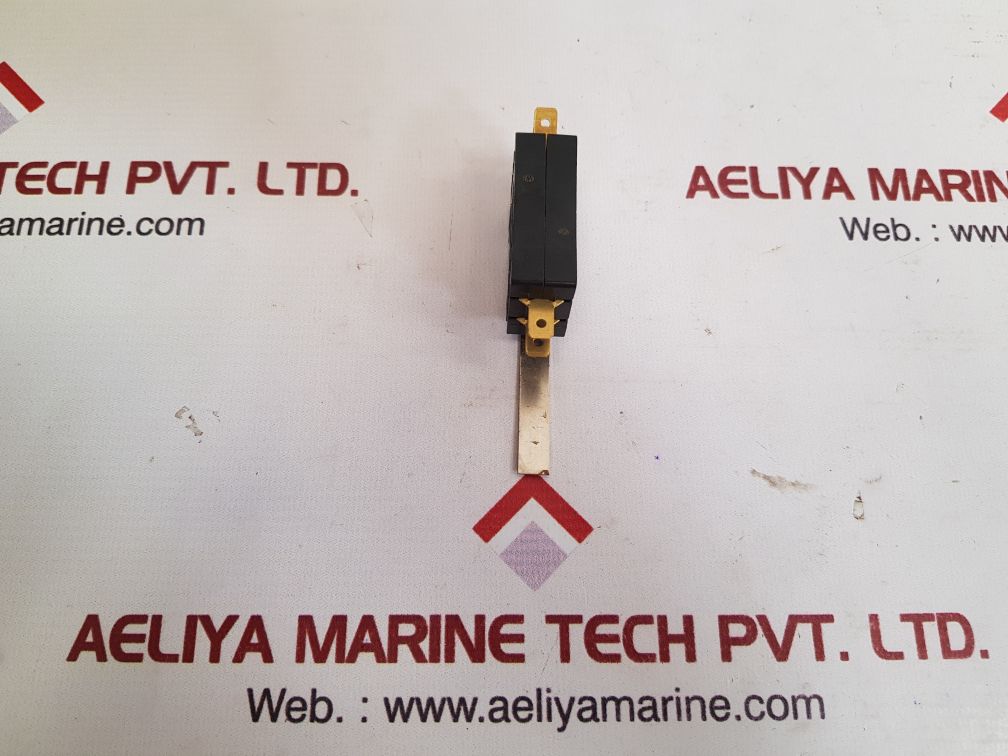 Cherry e19 snap-action plunger micro switch 0403-0080-00 - Image 6