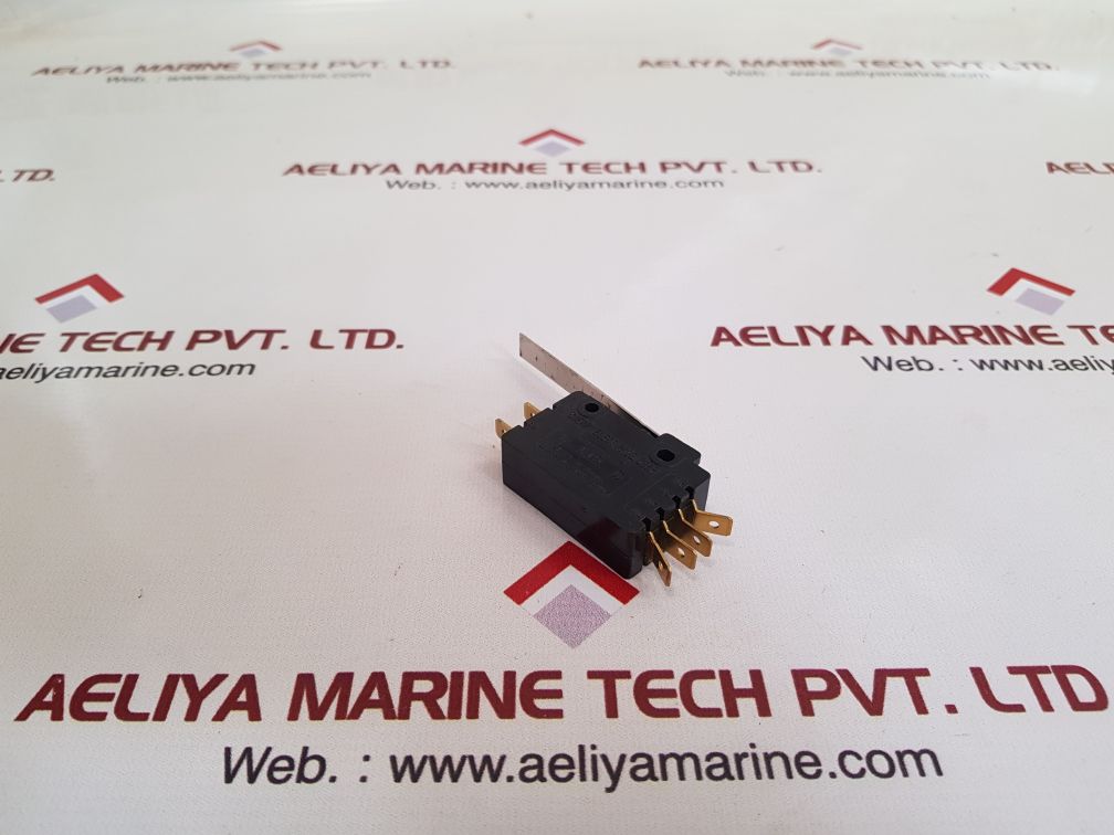 Cherry e19 snap-action plunger micro switch 0403-0080-00 - Image 7