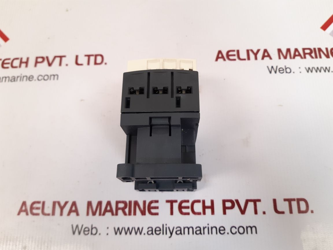 Schneider electric lc1d12e7 contactor - Image 7