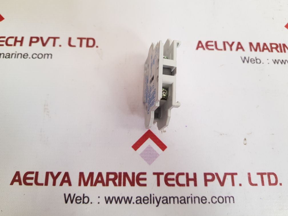 Eaton cutler-hammer c320kgs1 auxiliary contact - Image 3