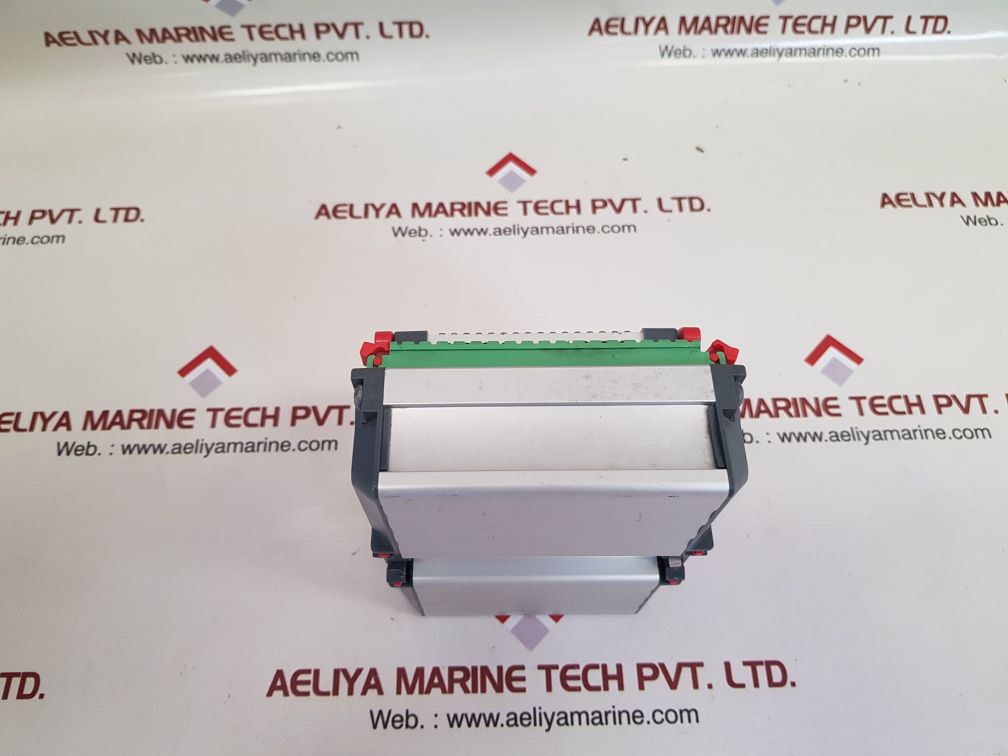 Berghof rdio 8/24-0.5 remote i/o module - Image 4