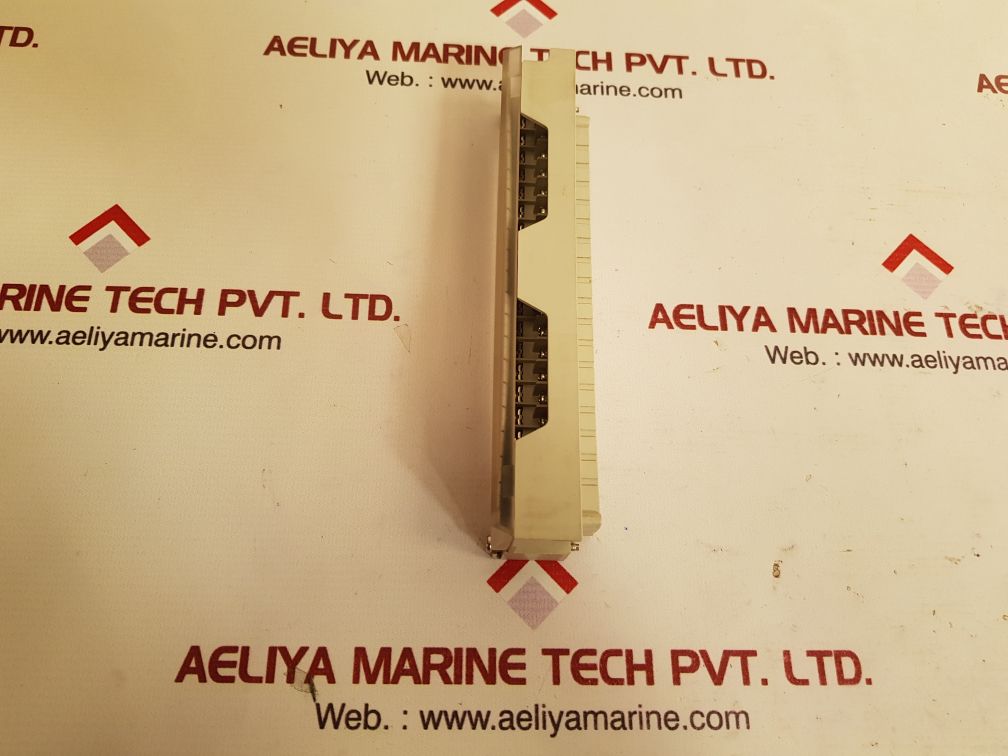 Fujicon 140xts00200 terminal strip - Image 4